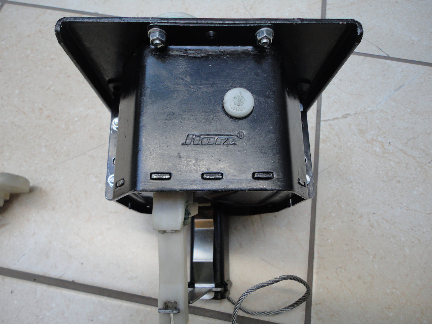 Recondition stronger than original spare wheel carrier with aluminium gear and aluminium reel