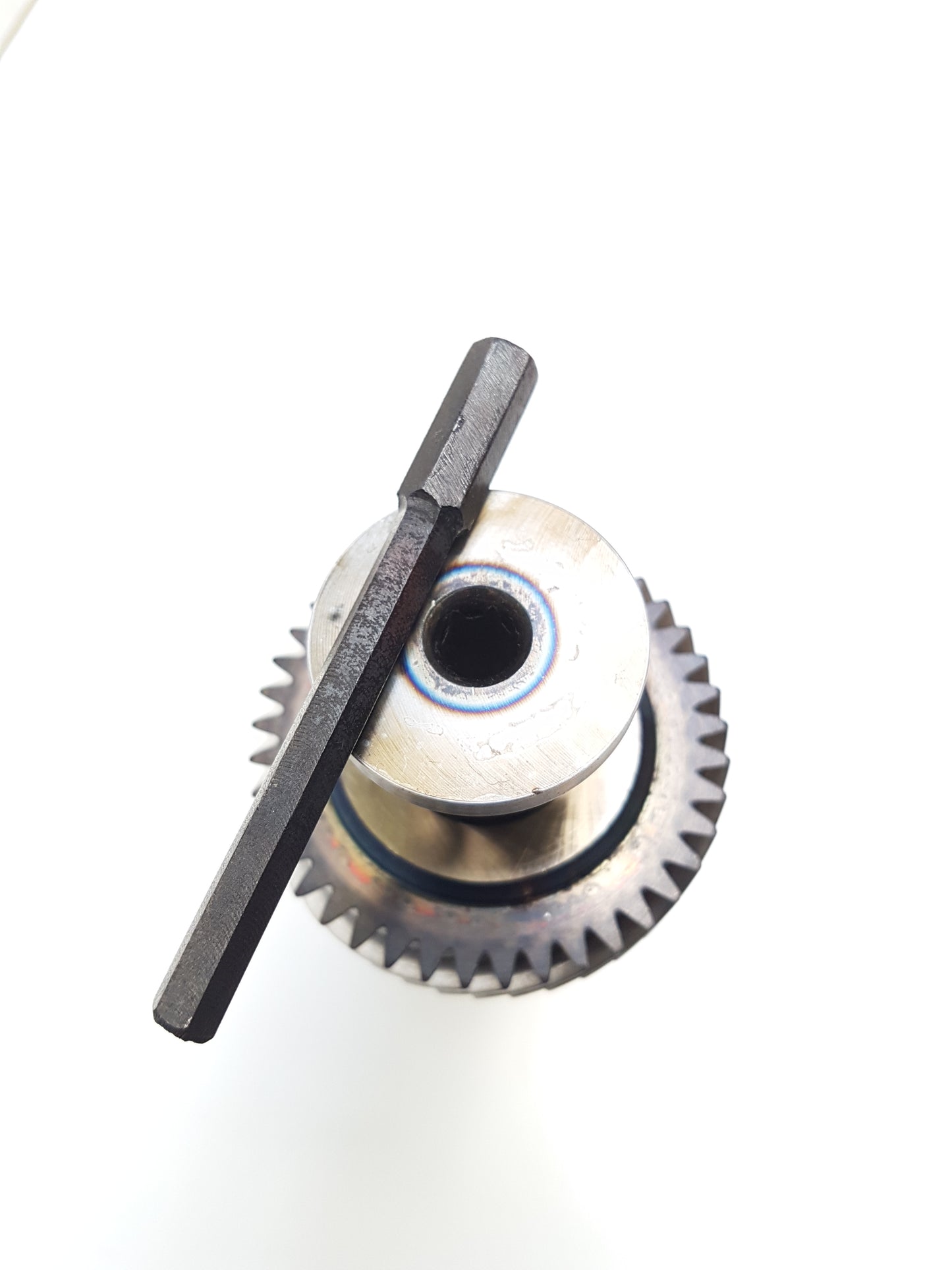 VW AUDI 2.0 TDI Oil pump Drive Balance Shaft Gear Driven 2006-2009