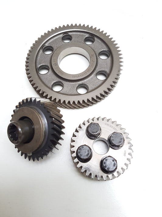 3x gears for oil pump 2.0 tdi 03g103850 03g103305C GENUINE TIMING GEARs cranksha
