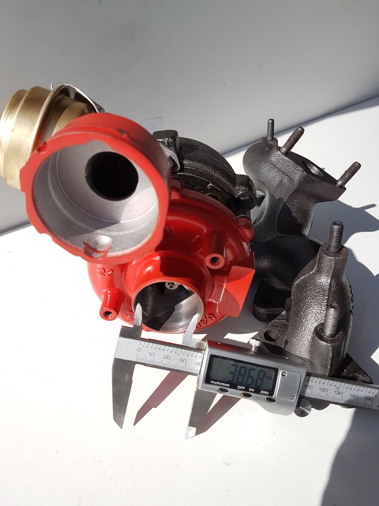 Genue GARRETT HYBRID TURBOCHARGER AUDI SEAT SKODA VW 2.0 TDI BKD AZV PD140-170